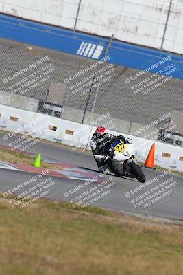 media/Nov-26-2022-Fastrack Riders (Sat) [[b001e85eef]]/Level 3/Session 3 Outside Turn 9/